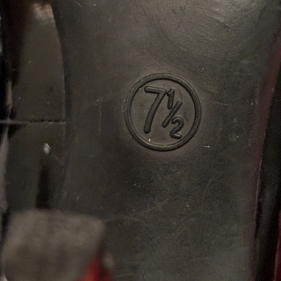 Mossimo Black Patent Pointed Heels - Picture 7 of 7